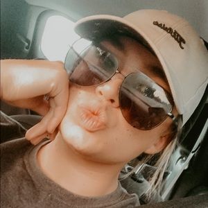 Meet your Posher, Shauna